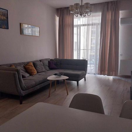 Sol'S M2 White Modern Apartments Tbilisi Exterior photo