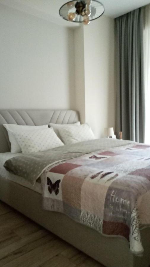 Sol'S M2 White Modern Apartments Tbilisi Exterior photo